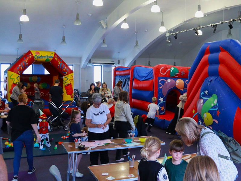 Under 5s & Families image